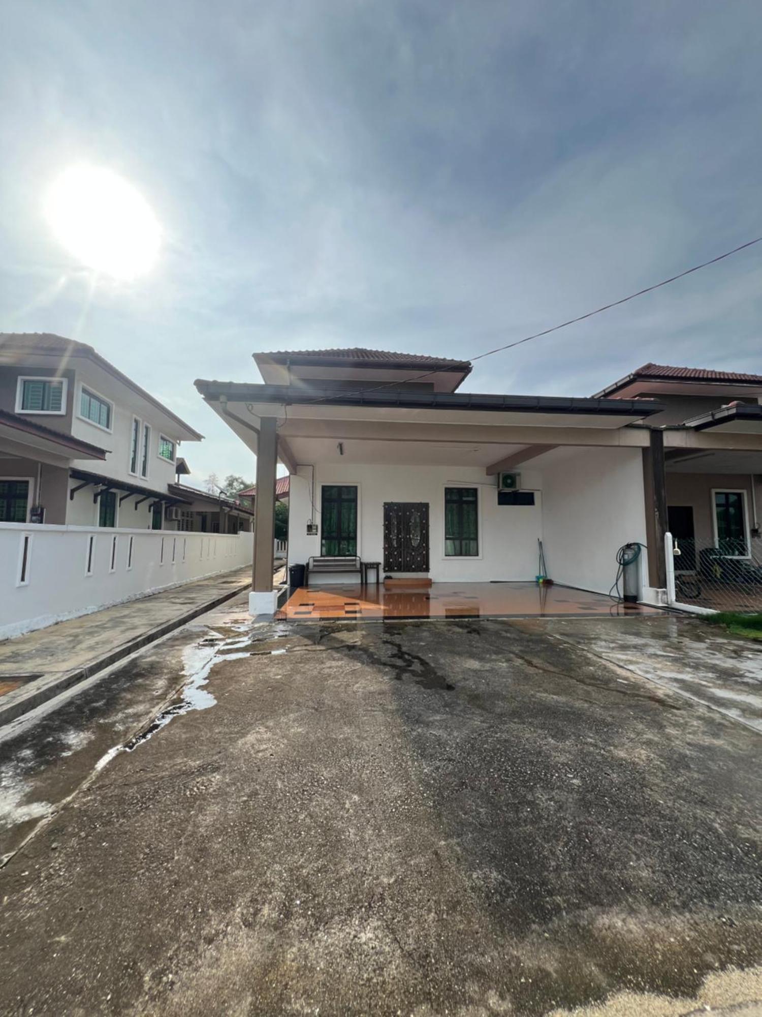 Homestay Kuala Terengganu Bymus Exterior foto